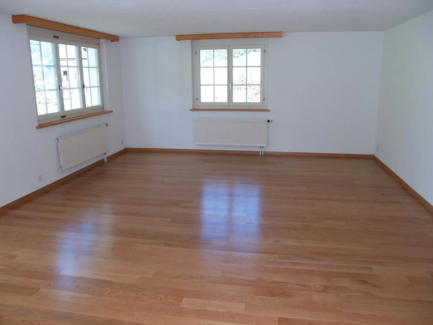 Appartement de 3,5 pièces dans un emplacement calme au milieu de la nature - Photo 5 sur 5