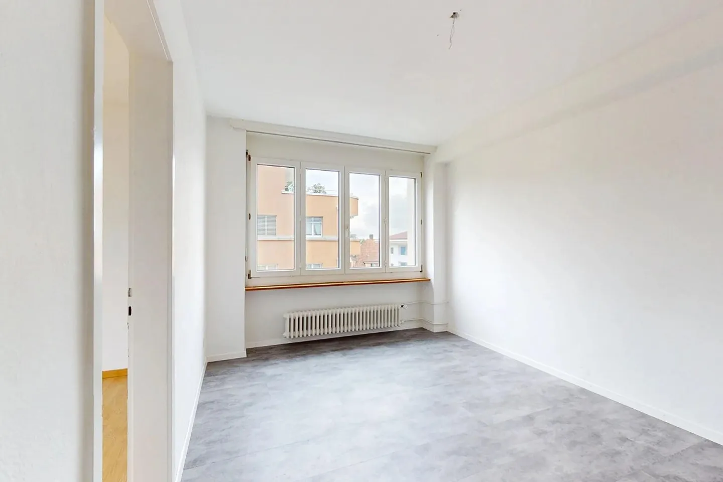 First net rent free - what more do you want? - Photo 5 of 7