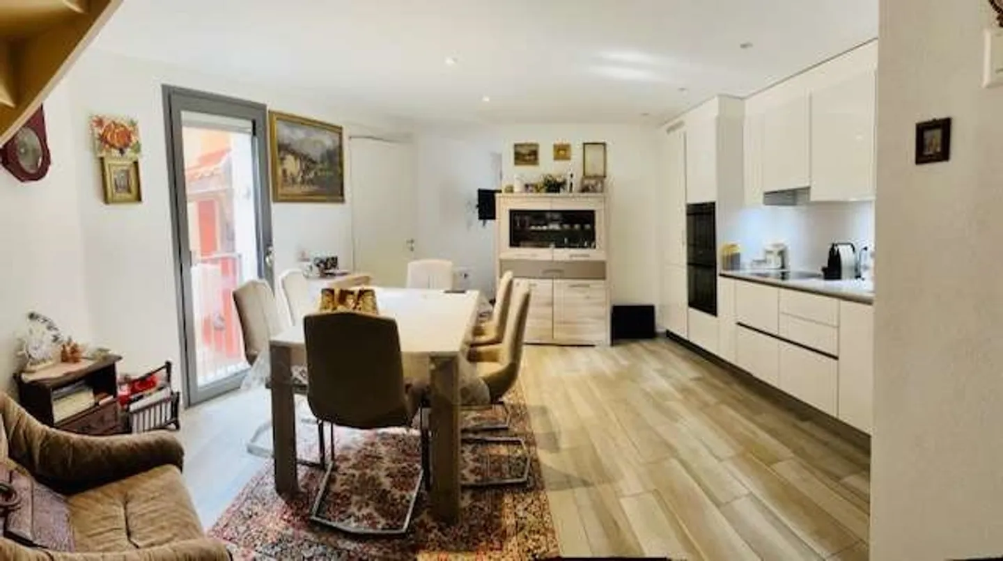 Bella casa ticinese con 4,5 stanze, ristrutturata - Foto 5 di 13