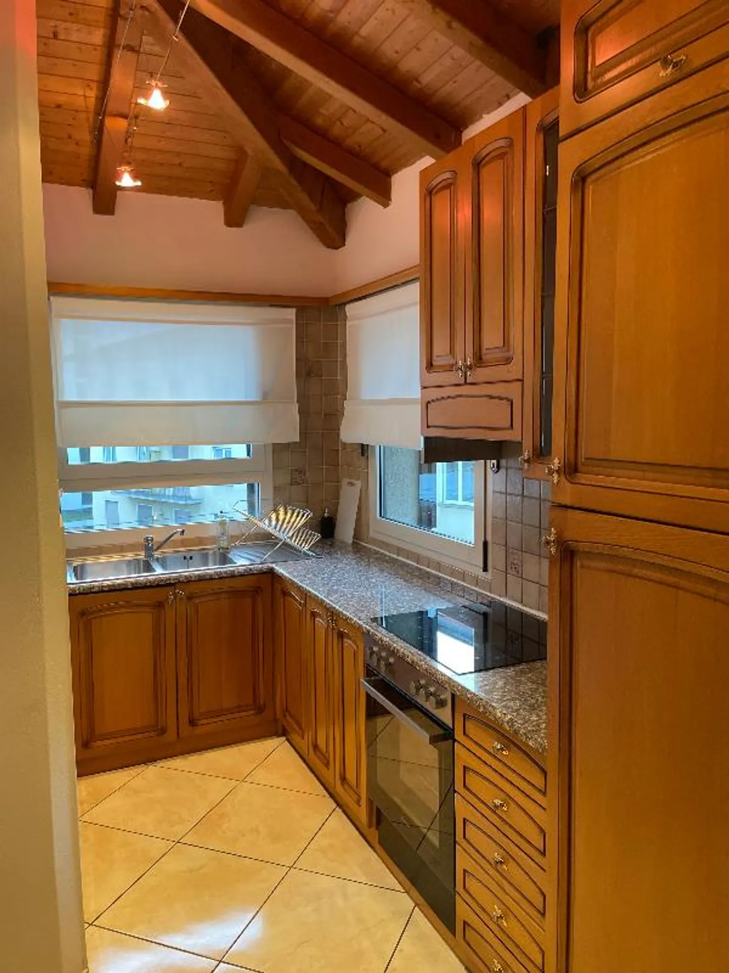 Appartement en attique 3.5 pièces - Photo 3 sur 5