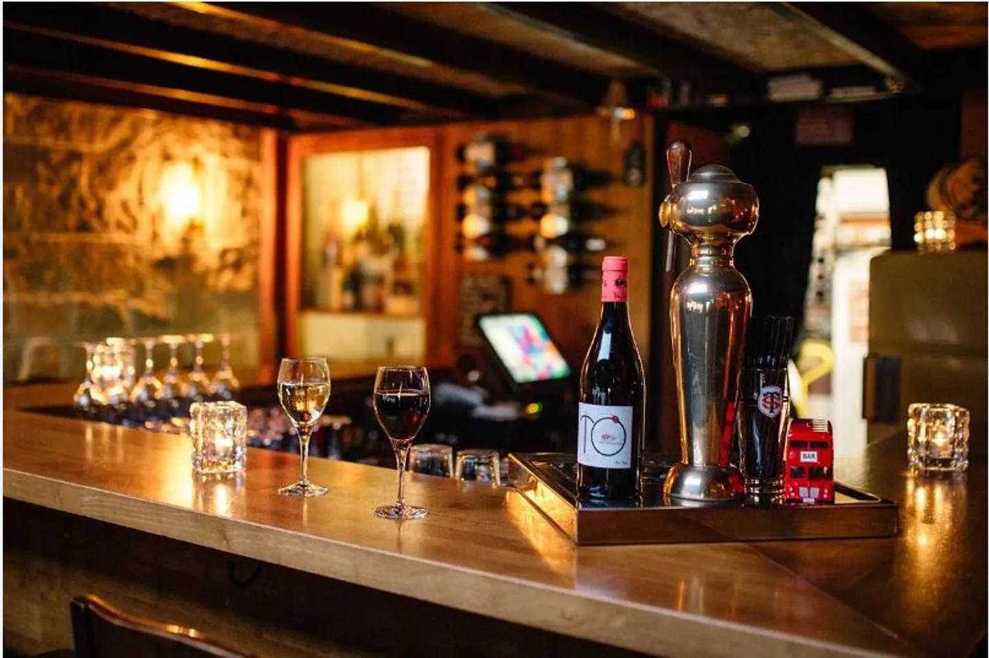Café Charmant aux Eaux-Vives - Photo 1 sur 1