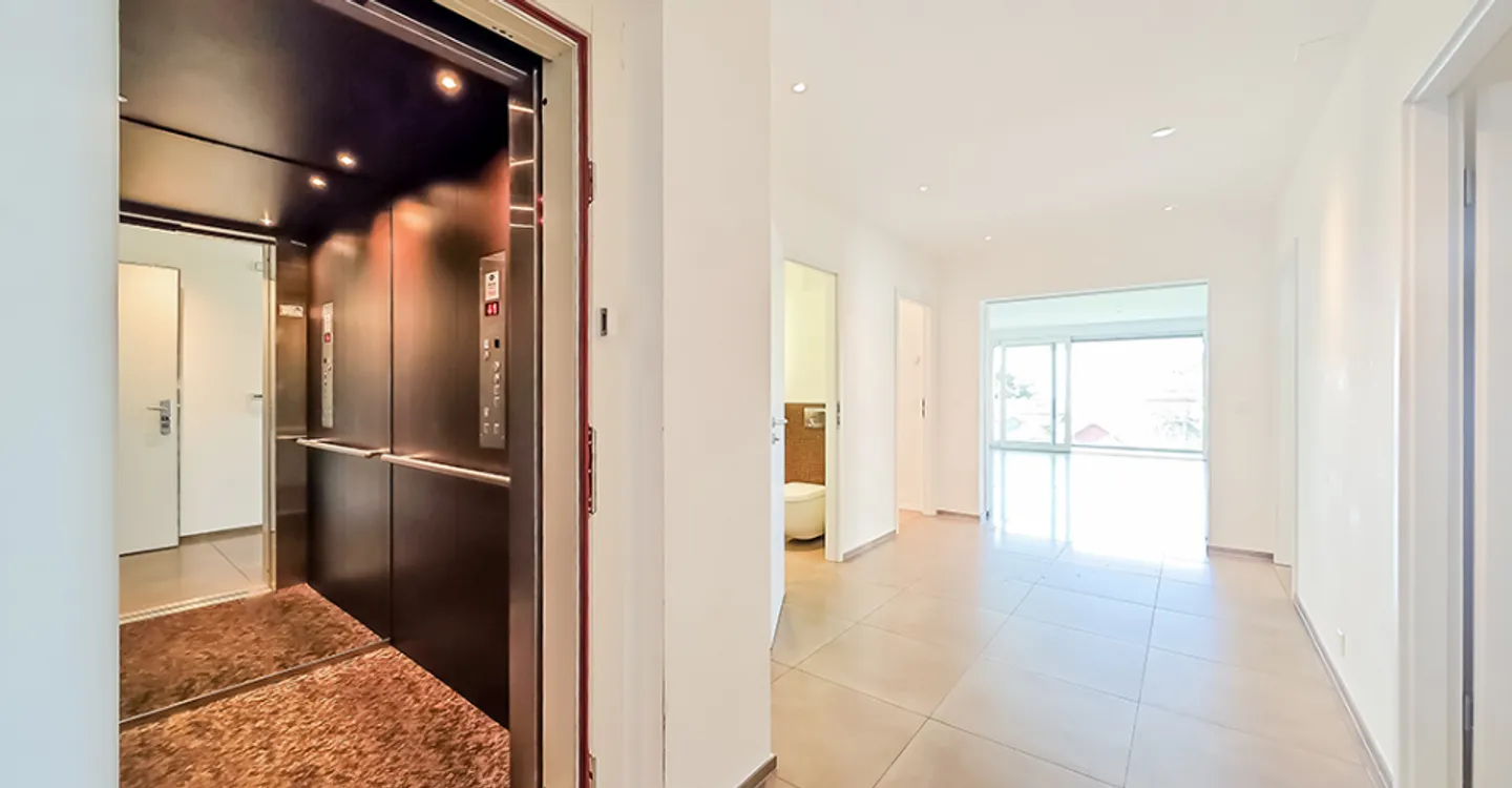 Magnifico appartamento di 7,5 locali con vista lago a Losanna! - Foto 4 di 12