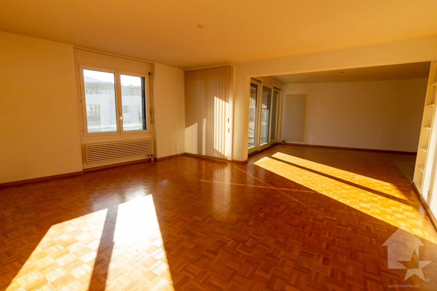 Magnifico appartamento di 4.5 stanze situato nel centro città - Foto 4 di 26