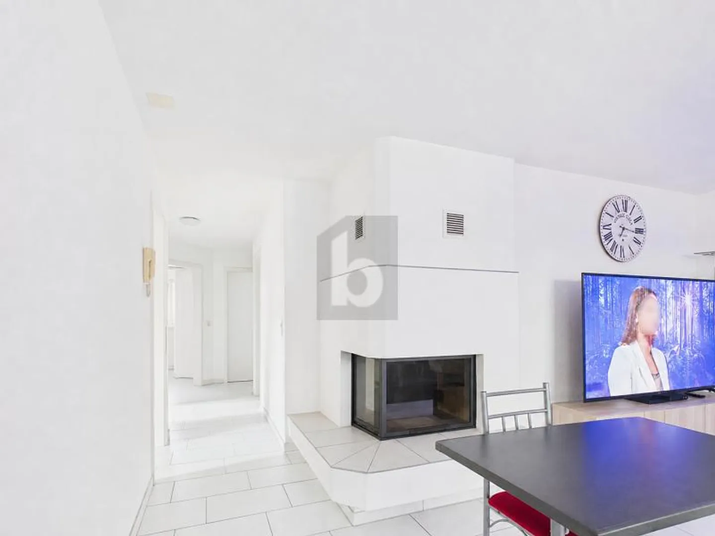 Spacious Apartment with Balcony - Photo 1 of 5