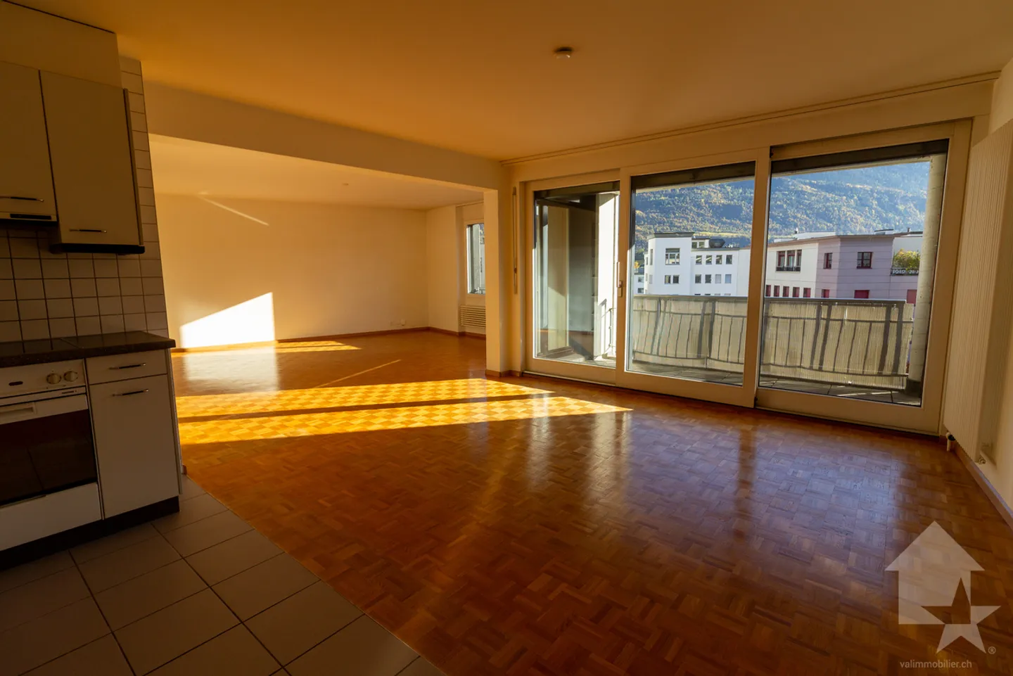 Magnifico appartamento di 4.5 stanze situato nel centro città - Foto 22 di 26