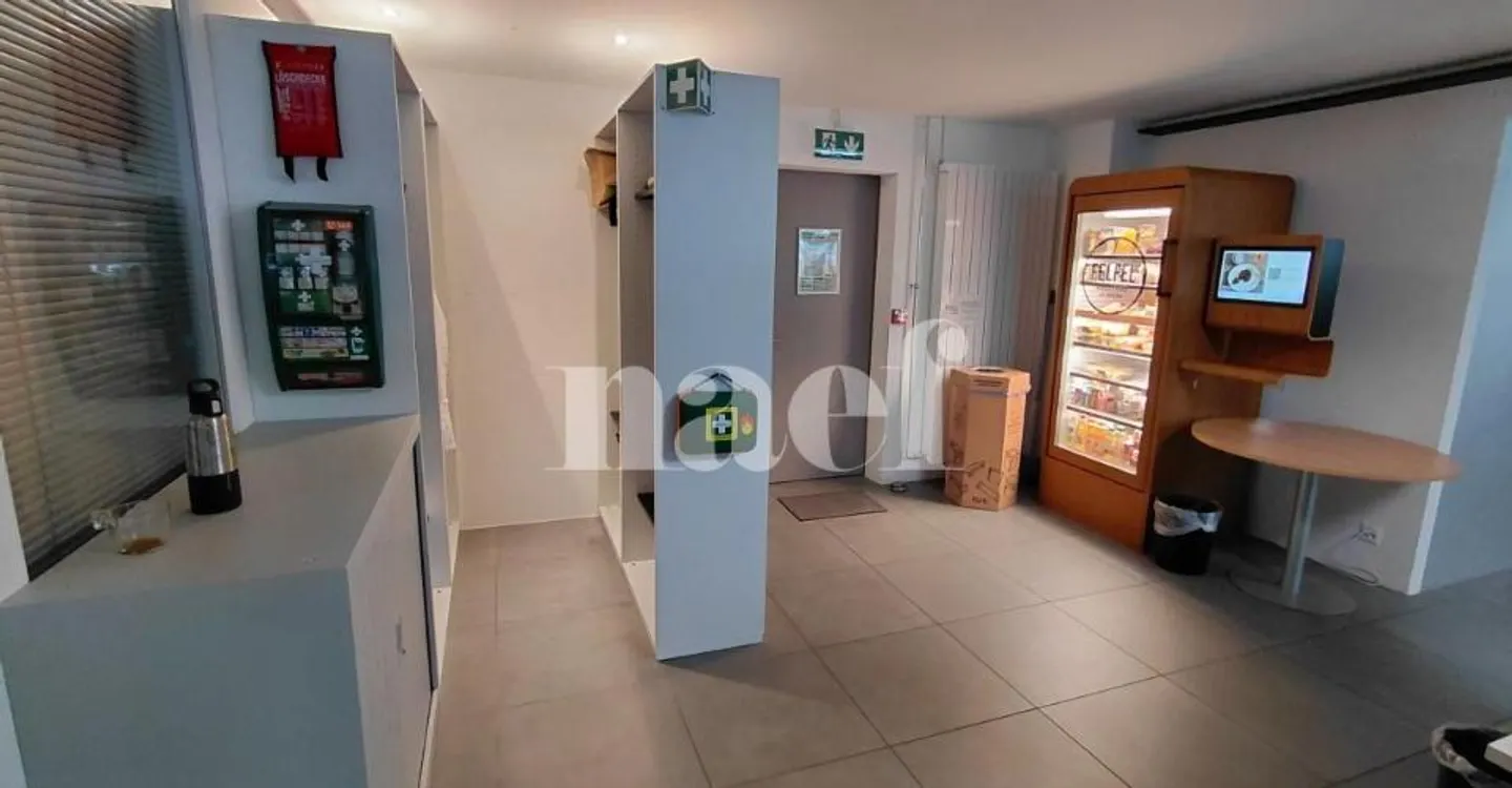 Bureau spacieux à Sion - Photo 6 sur 9