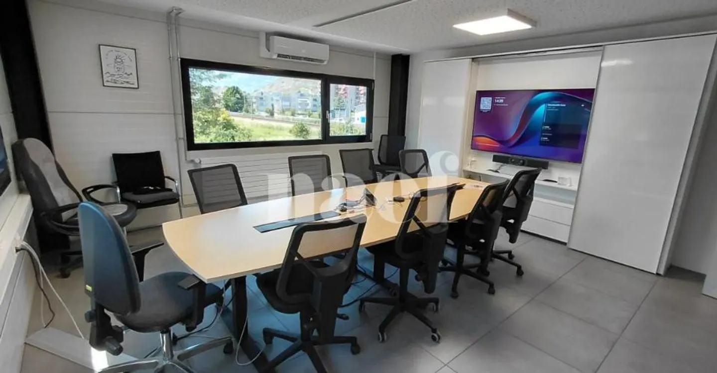 Bureau spacieux à Sion - Photo 8 sur 9