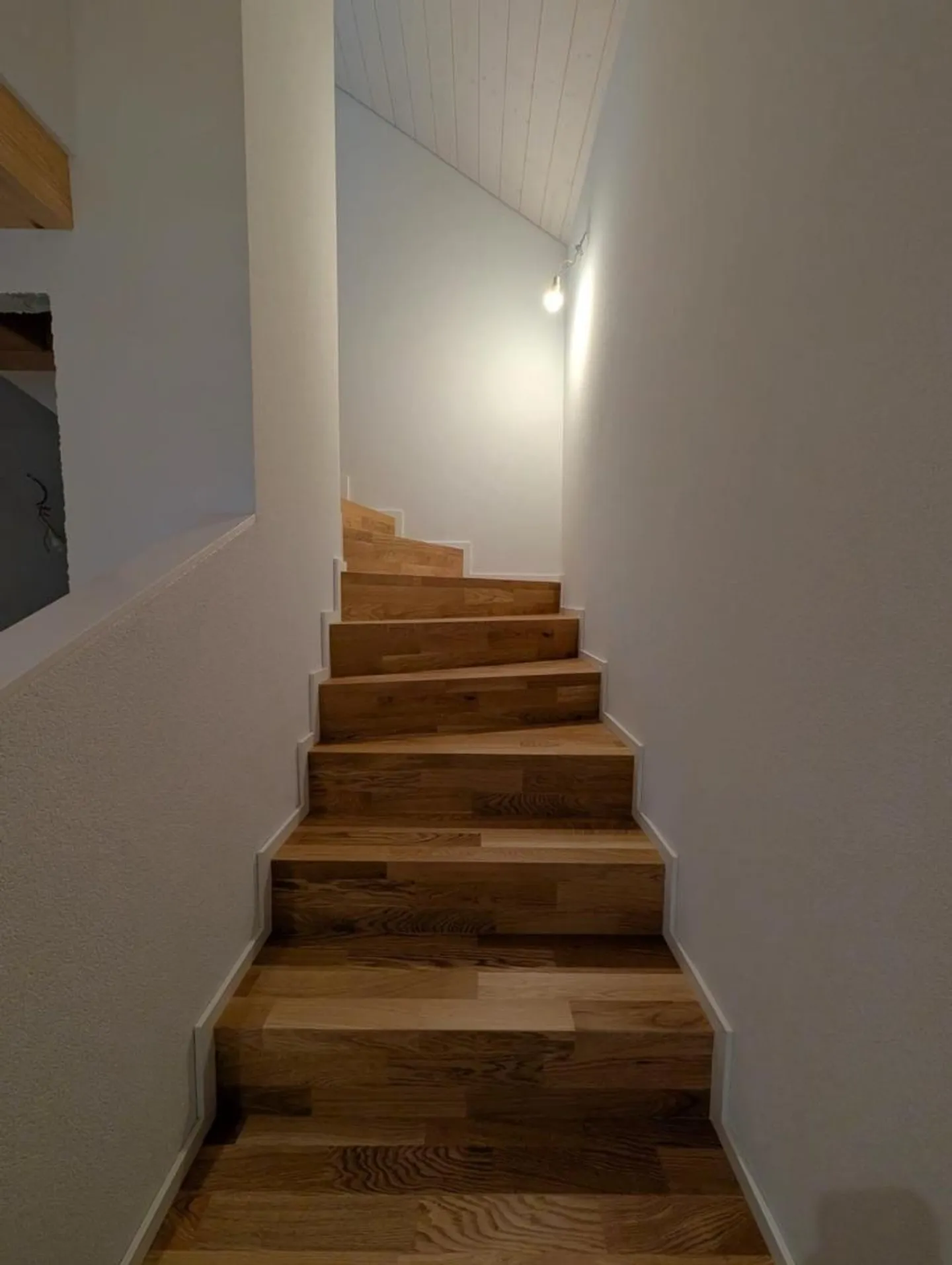 Charming Duplex Apartment - Photo 5 of 10