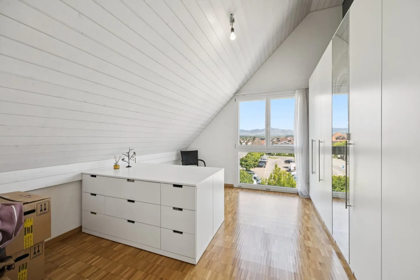 Maisonette 6.5 pièces élégante - Photo 5 sur 8