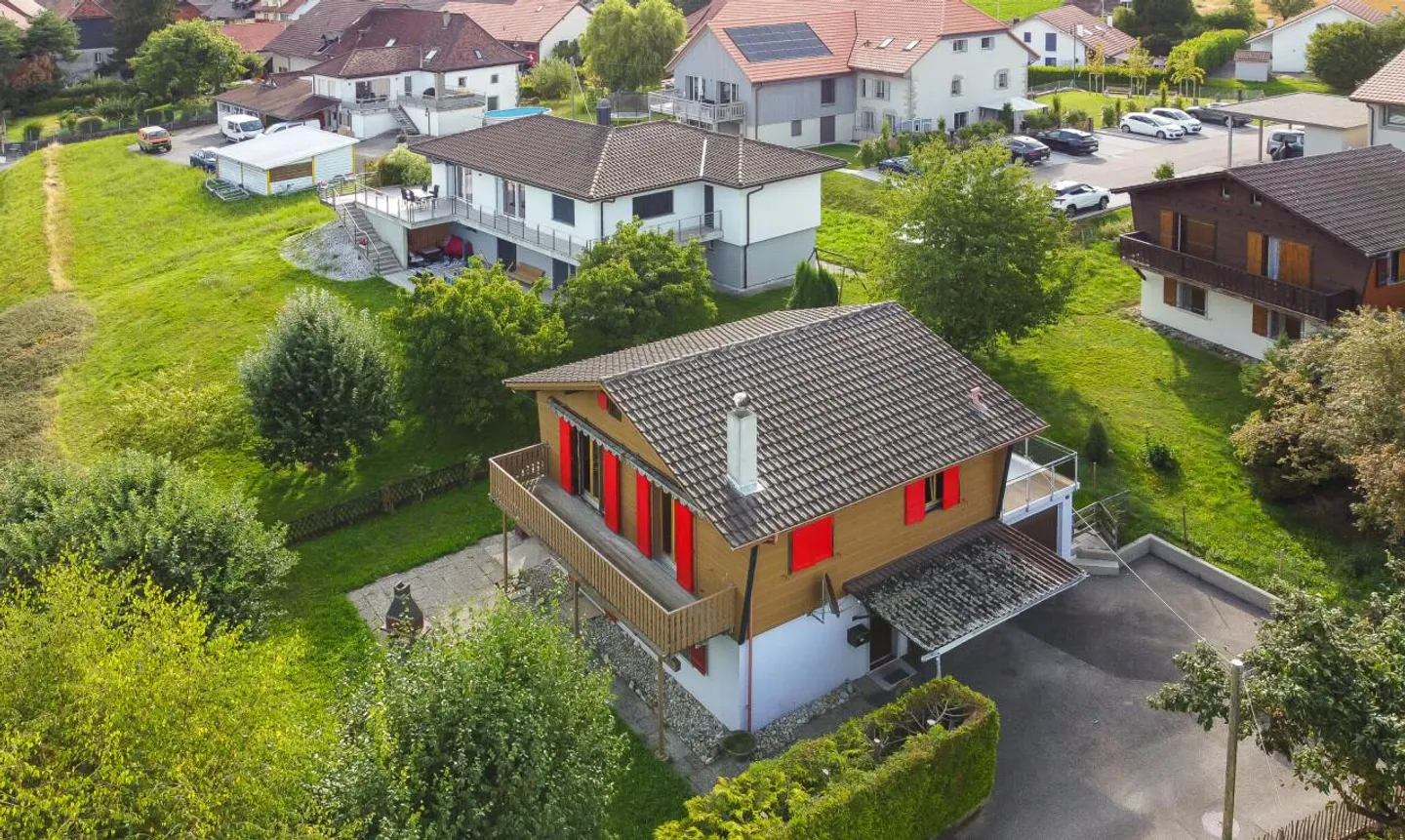 Maison individuelle à vendre - Photo 1 sur 11