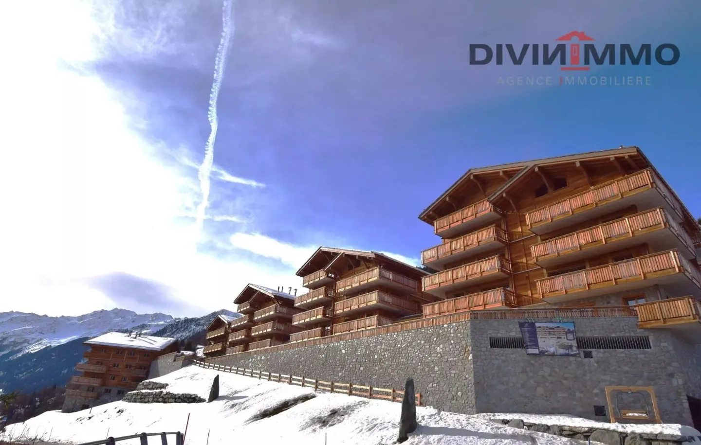 Luxury Apartment in Ski Resort - Photo 1 of 5