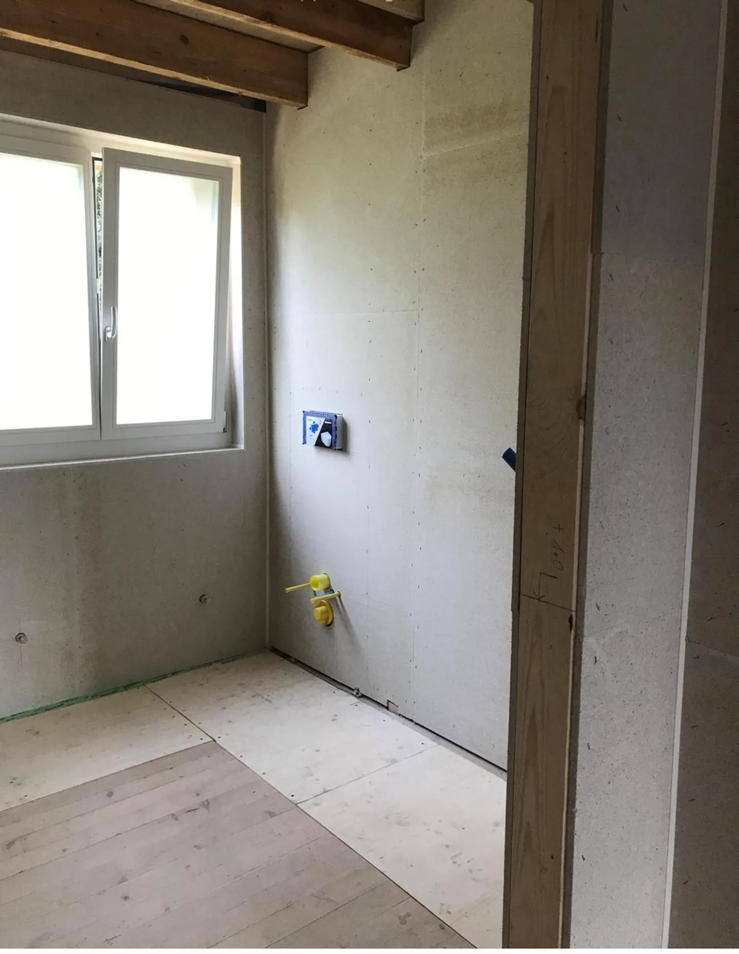 Renoviertes 7.5-Zimmer Einfamilienhaus in Neuenegg - Foto 6 von 9