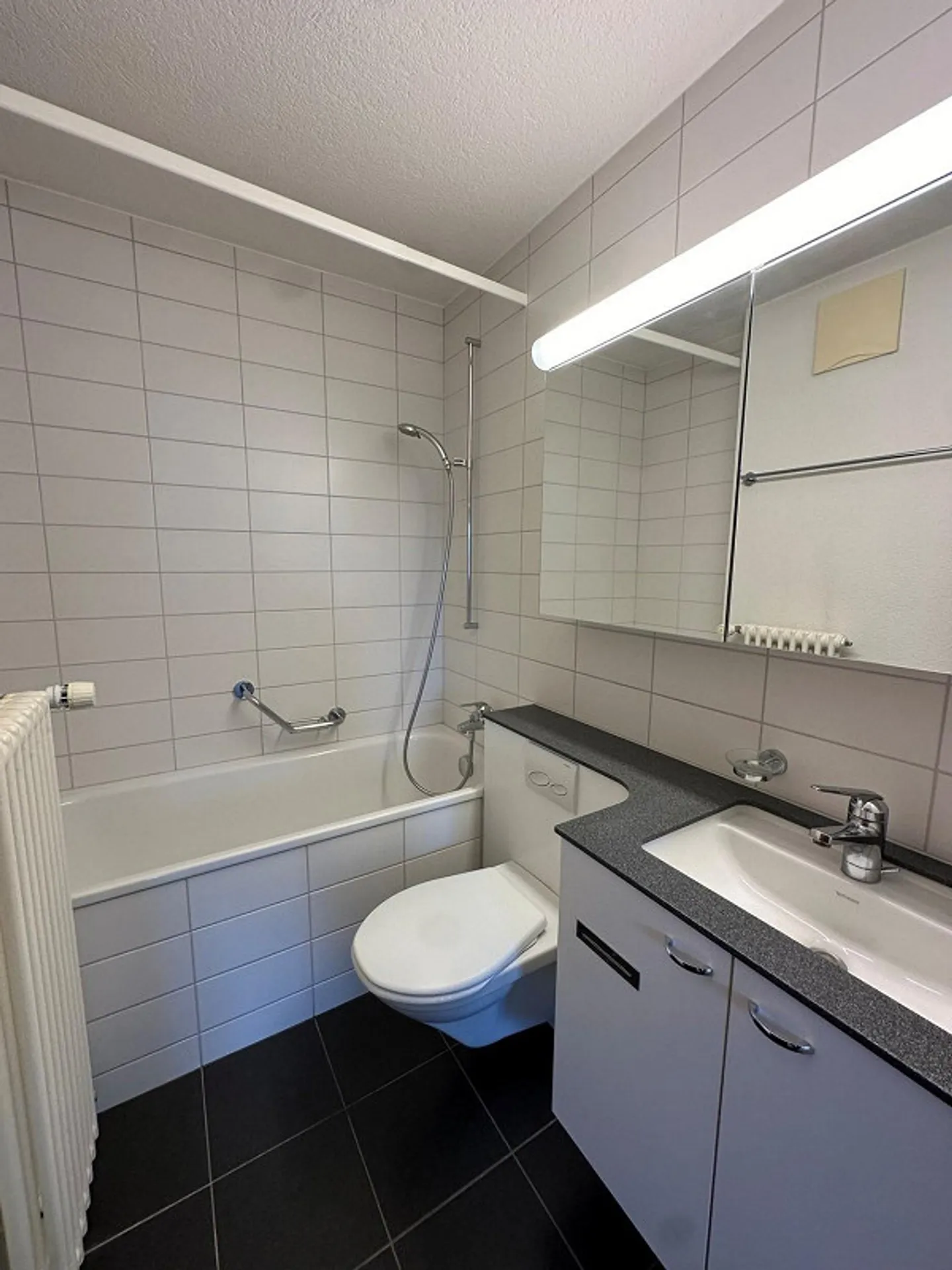 Charmante appartement 2.5 pièces - près de la gare de Dietlikon - Photo 5 sur 6