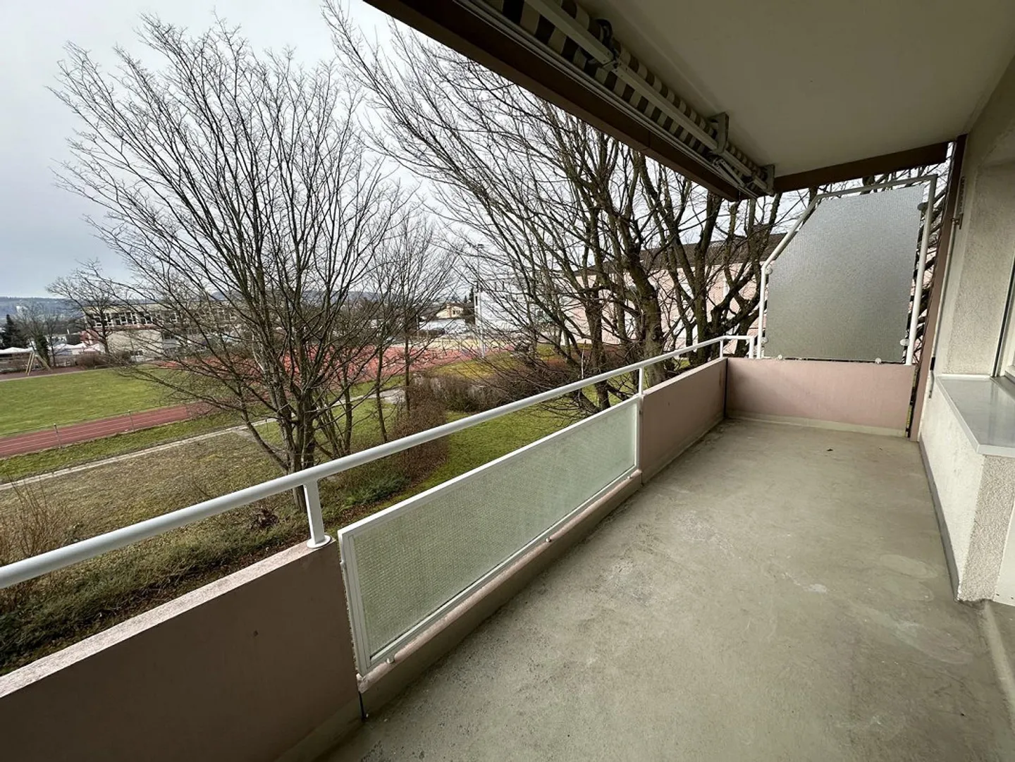 Charmante appartement 2.5 pièces - près de la gare de Dietlikon - Photo 6 sur 6