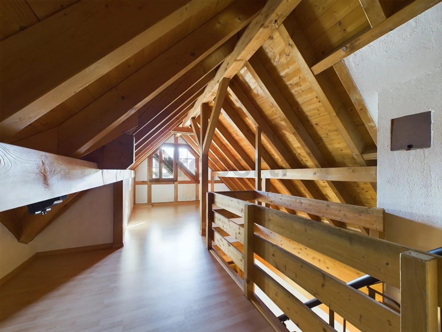 First-class 4.5-room apartment in Weiach with beautiful views - Photo 9 of 13