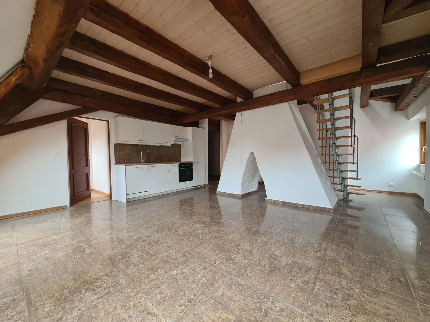 Duplex spazioso a La Chaux-de-Fonds - Foto 1 di 8