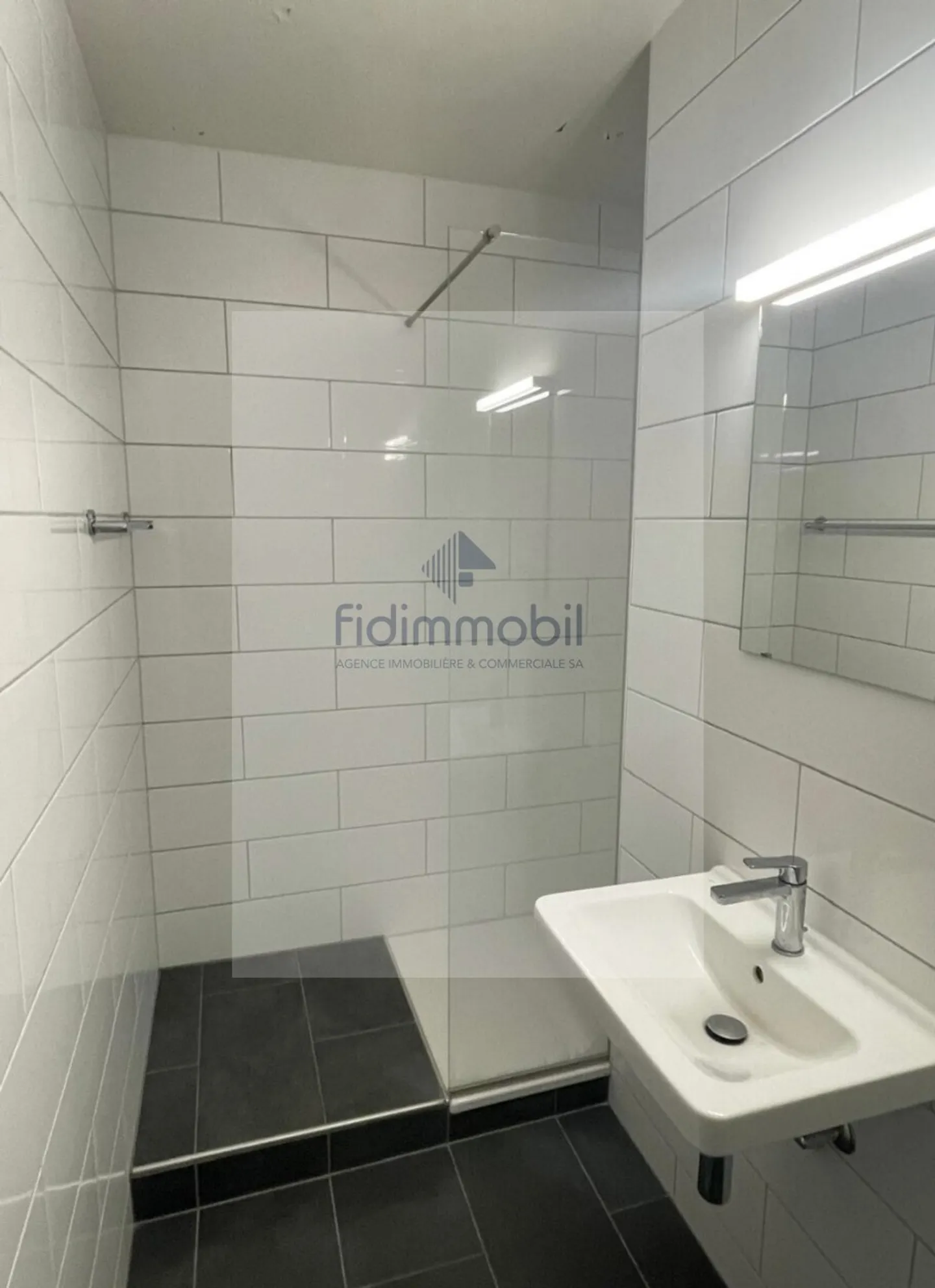 Studio moderne à La Chaux-de-Fonds - Photo 1 sur 5
