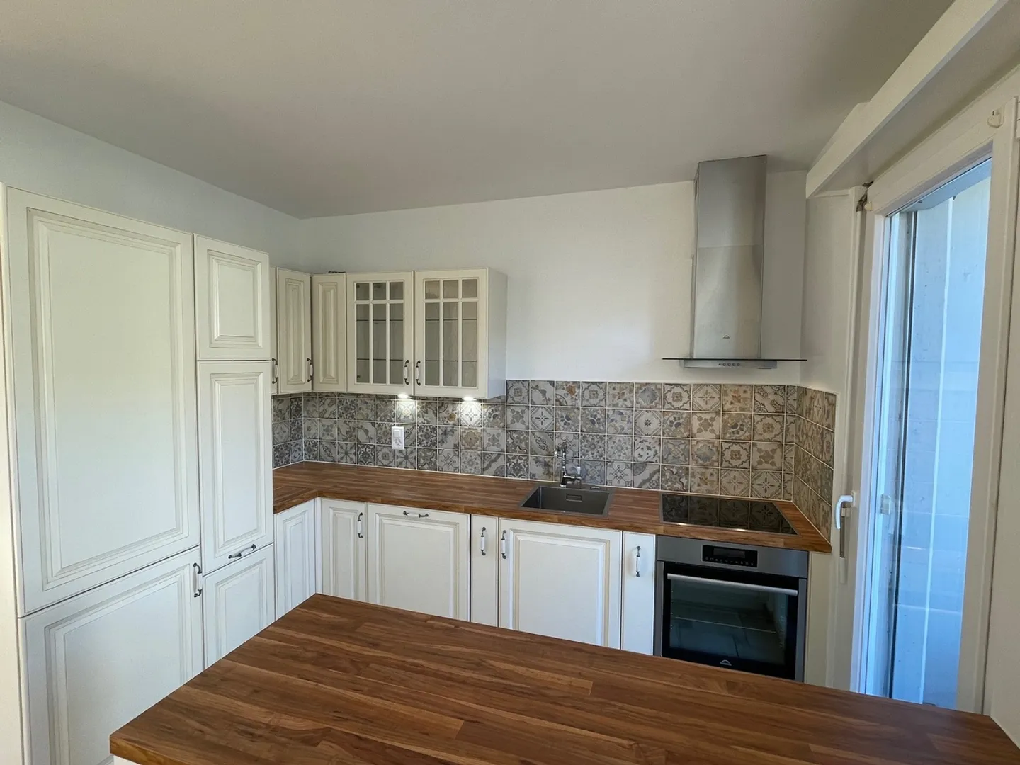 Appartamento spazioso nel verde - Foto 5 di 9