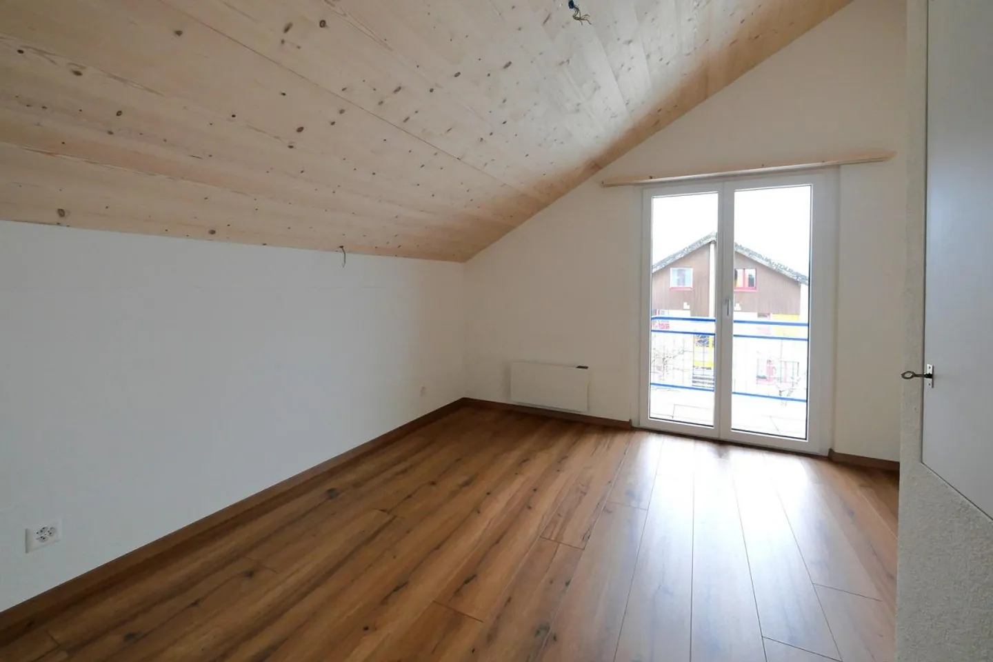 Appartement en duplex de 4,5 pièces - Photo 8 sur 10