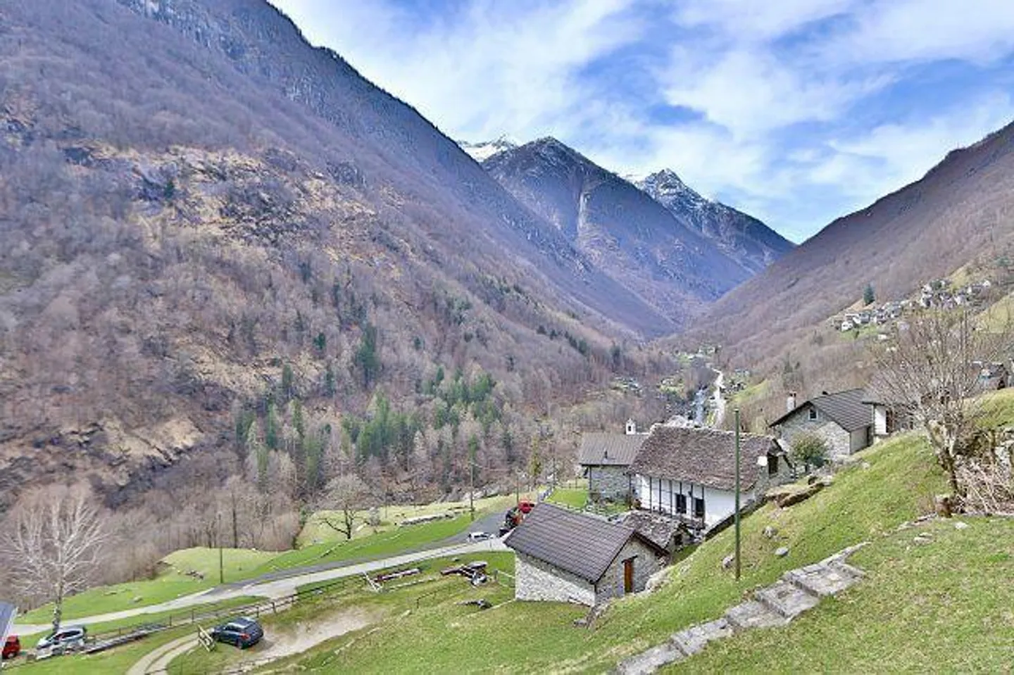 Rustico da ristrutturare in posizione molto tranquilla, soleggiata con bella vista - Foto 8 di 17