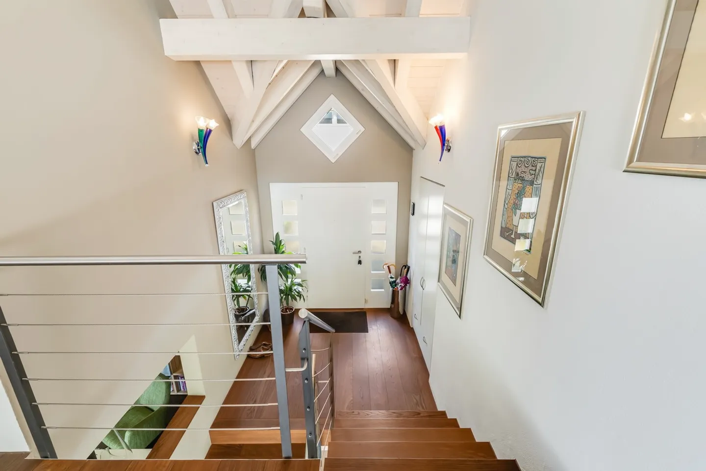 Elegantes Einfamilienhaus - Foto 3 von 25