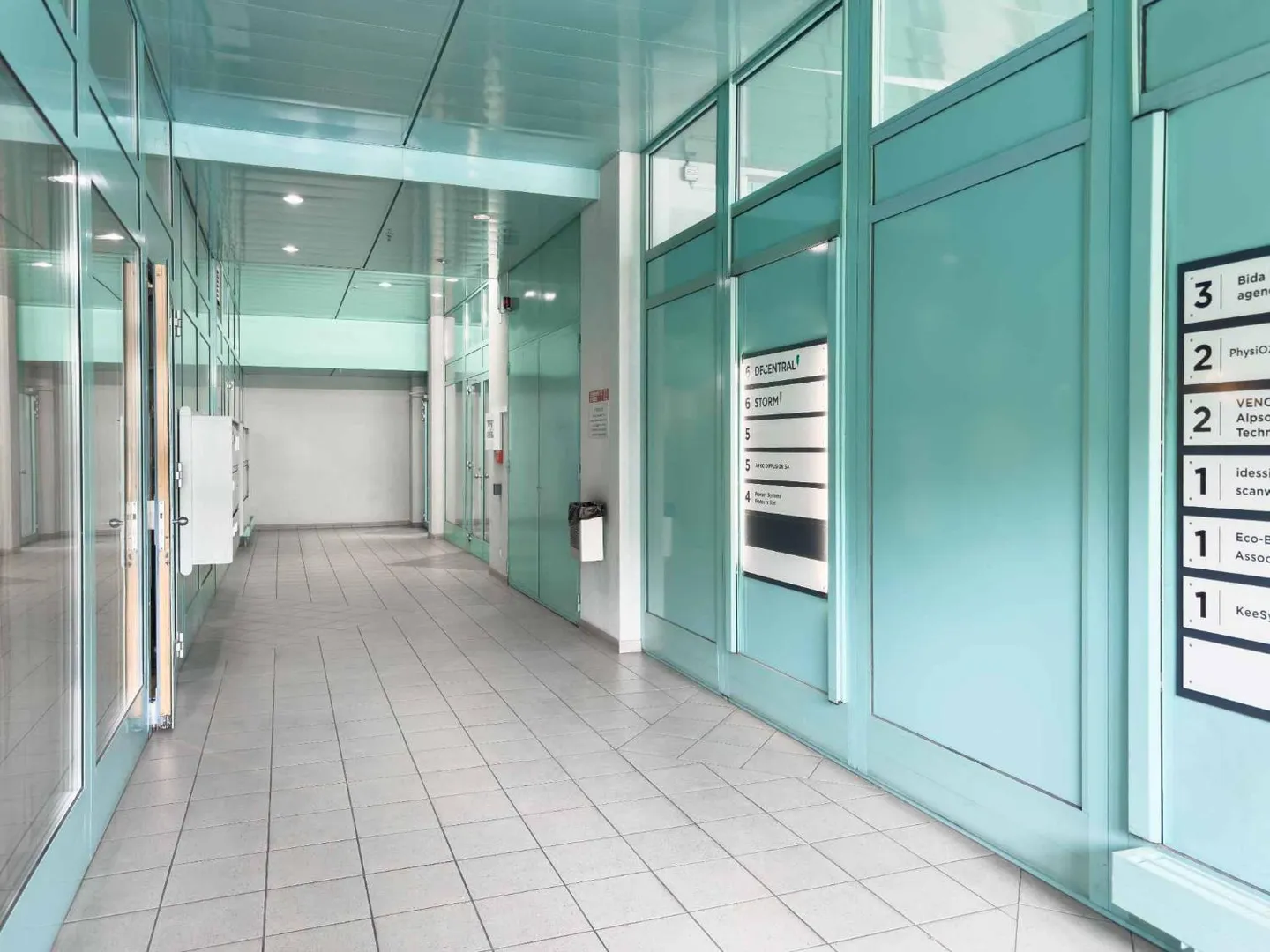 Geräumiger Büroraum in Carouge - Foto 2 von 4