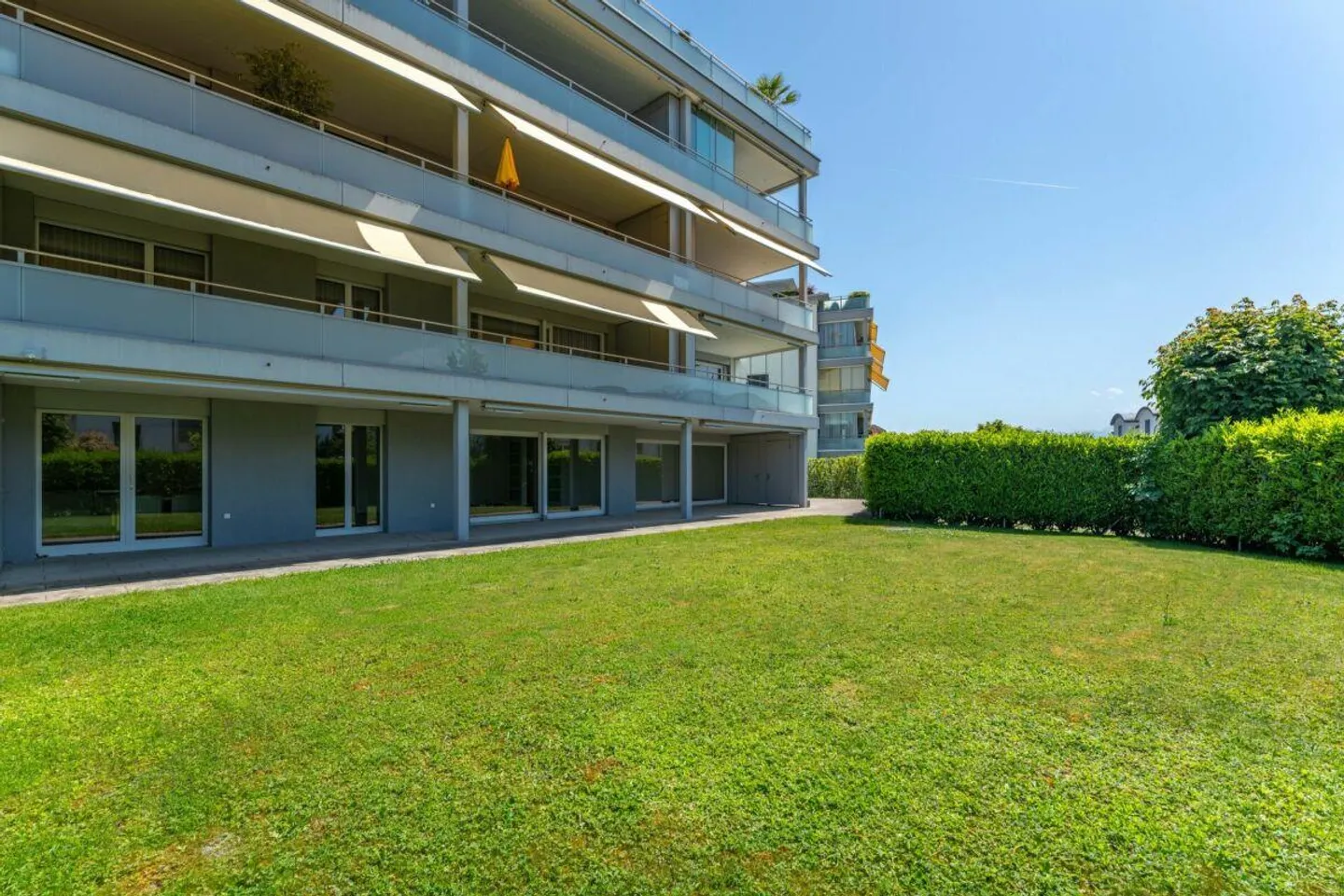 Es Paradies: Appartamento giardino 6 ½ stanze con molto spazio - Foto 1 di 12