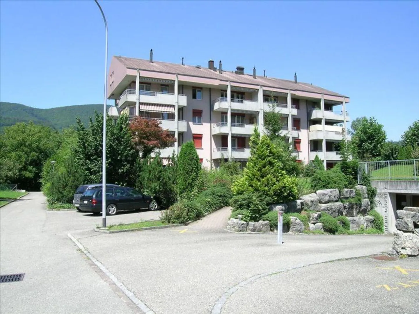 Appartement 2.5 pièces - Photo 1 sur 7