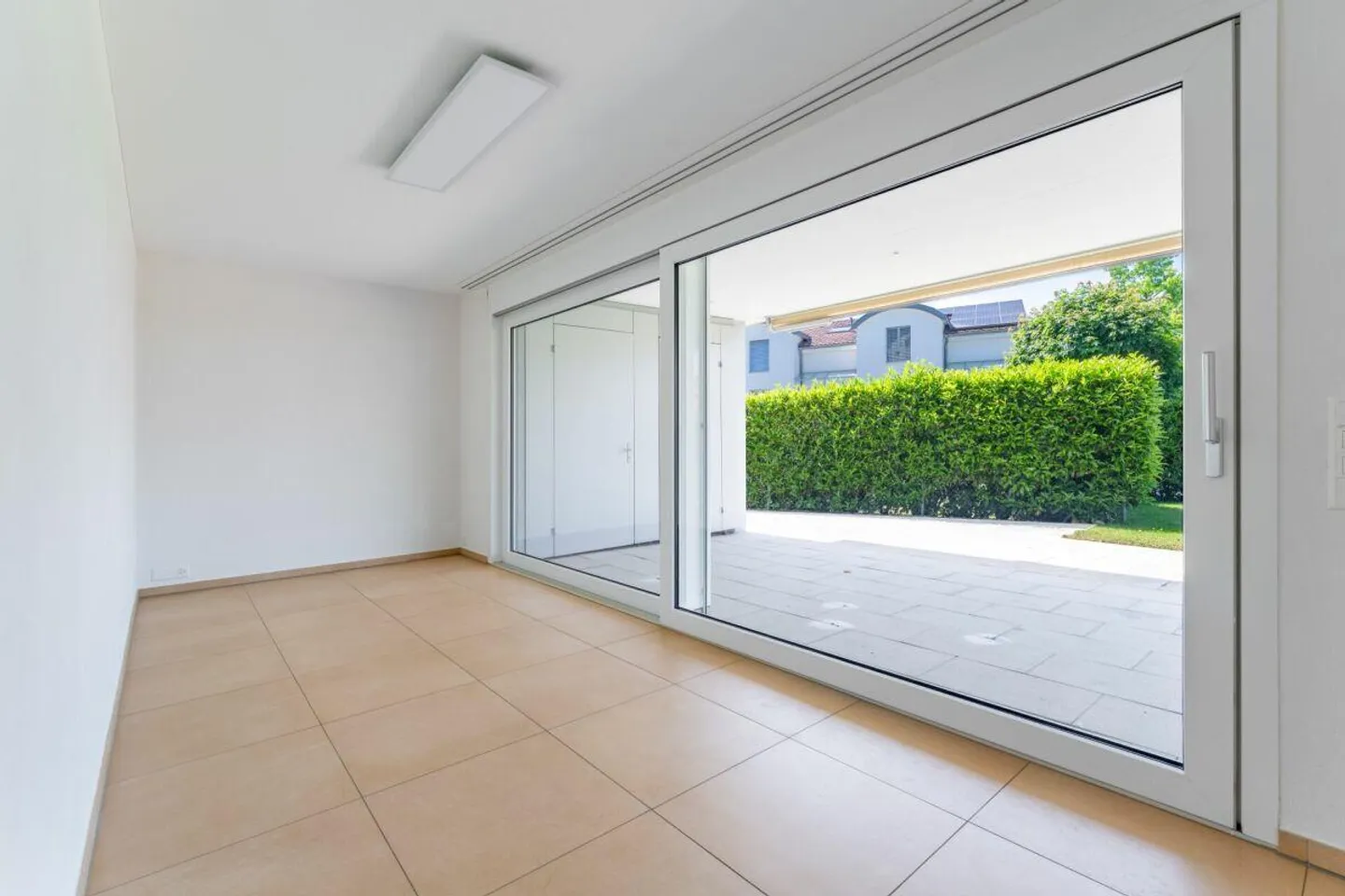 Es Paradies: Appartamento giardino 6 ½ stanze con molto spazio - Foto 7 di 12