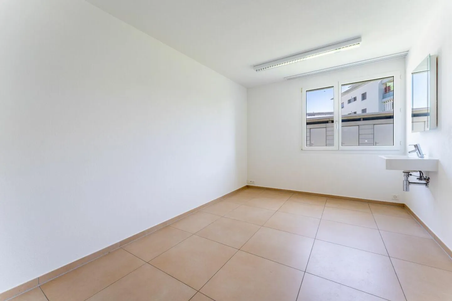 Es Paradies: Appartamento giardino 6 ½ stanze con molto spazio - Foto 11 di 12