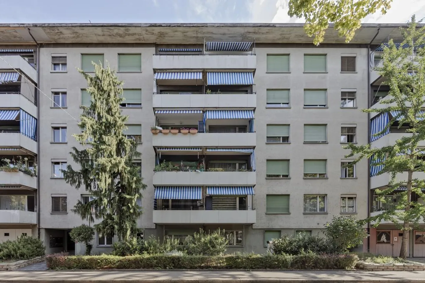 Vivre dans un quartier animé - Photo 1 sur 5