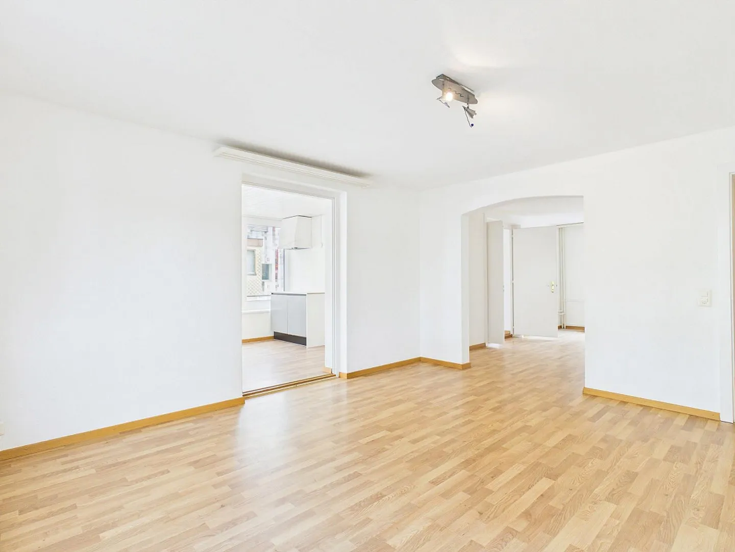 Charmantes Mischgebäude - Foto 10 von 12