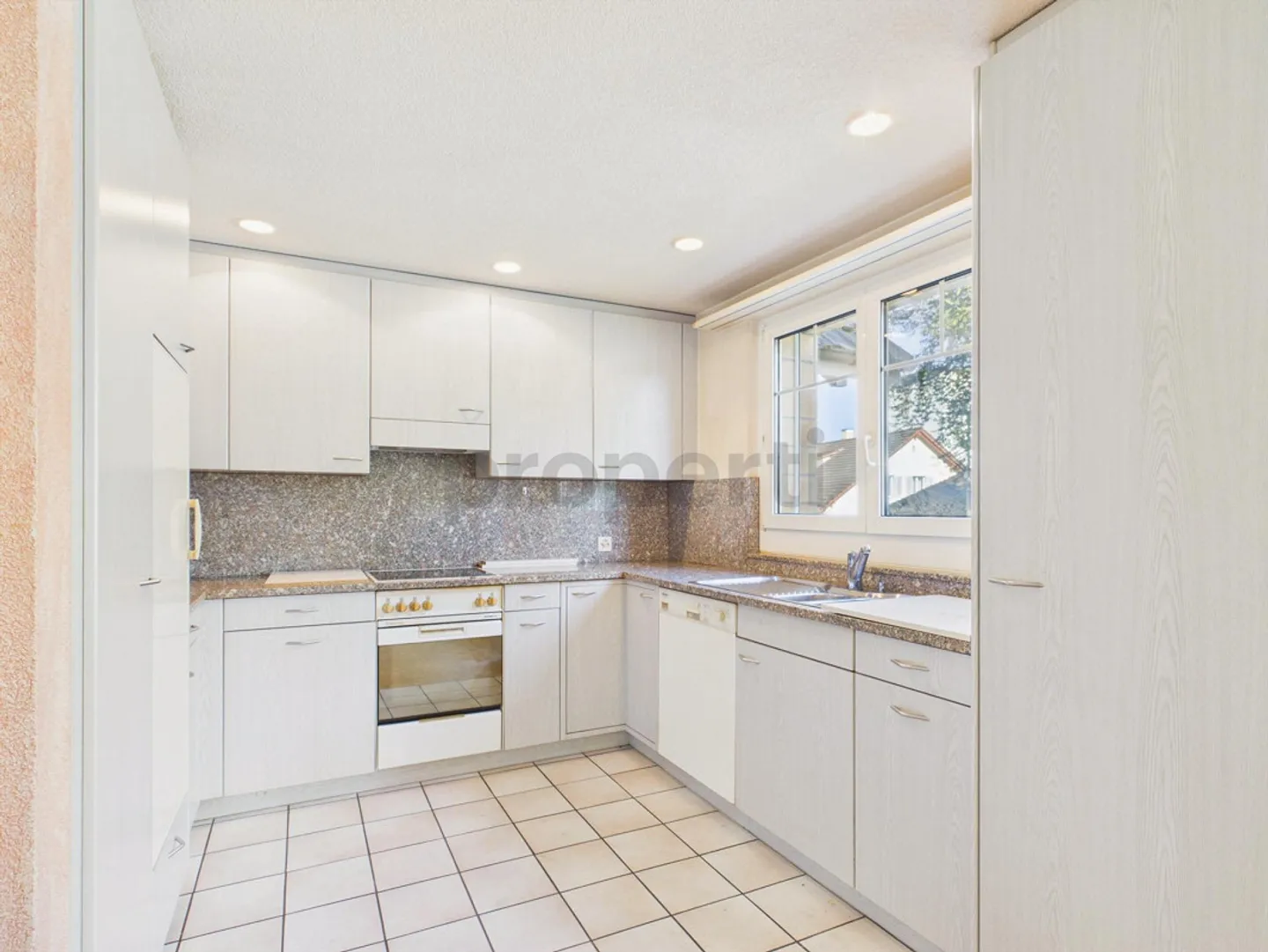 Renovierte Wohnung in ruhiger Lage - Foto 4 von 14