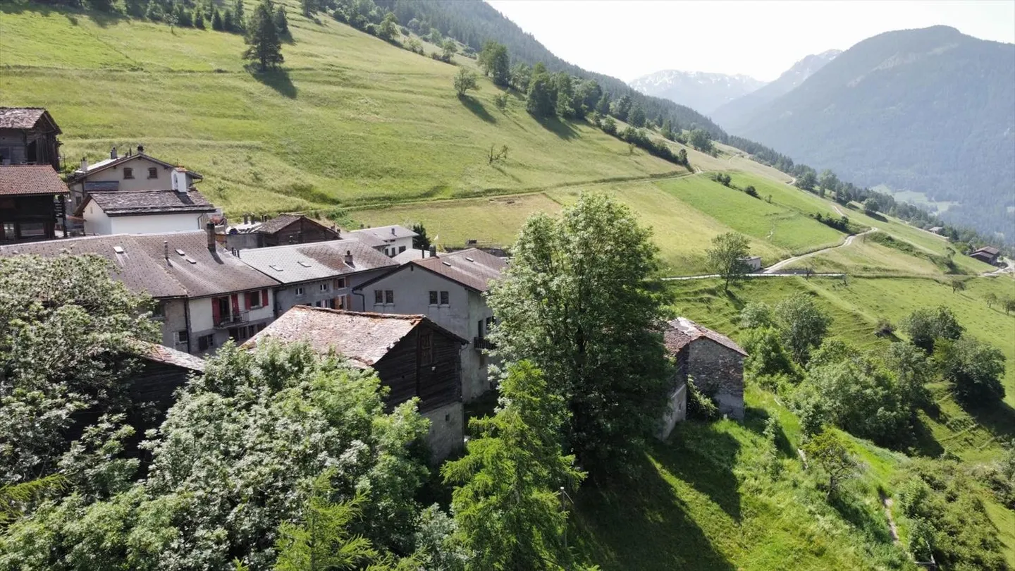 Edificio di villaggio affascinante - Foto 9 di 10