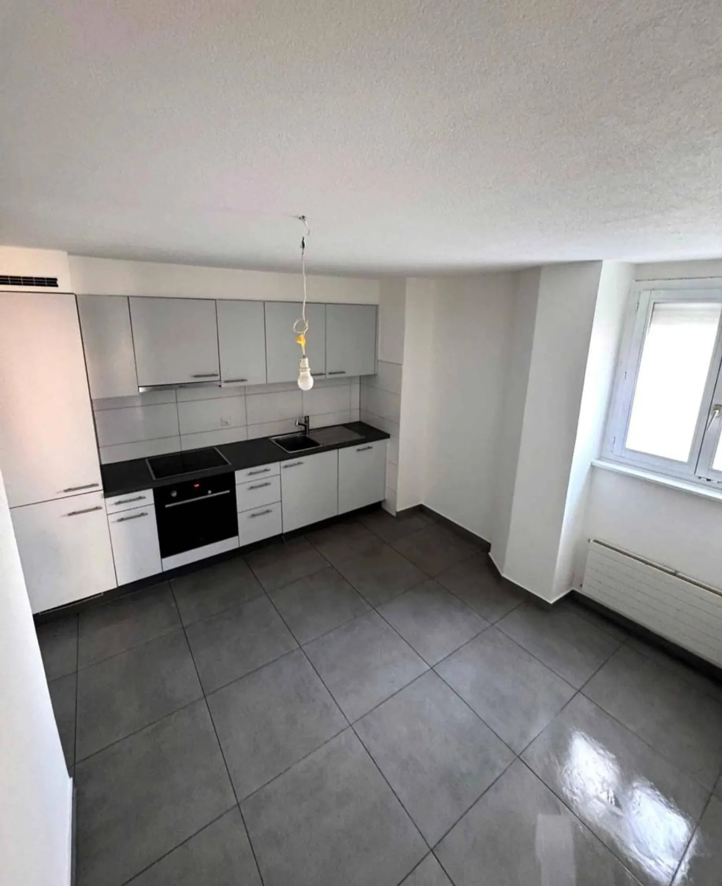 Appartement rénové à Payerne - Photo 3 sur 6