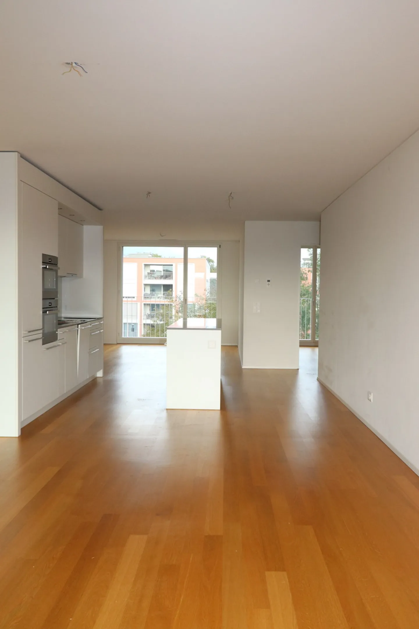 Edle 4.5 Zimmerwohnung direkt am Rhein - Foto 2 von 11