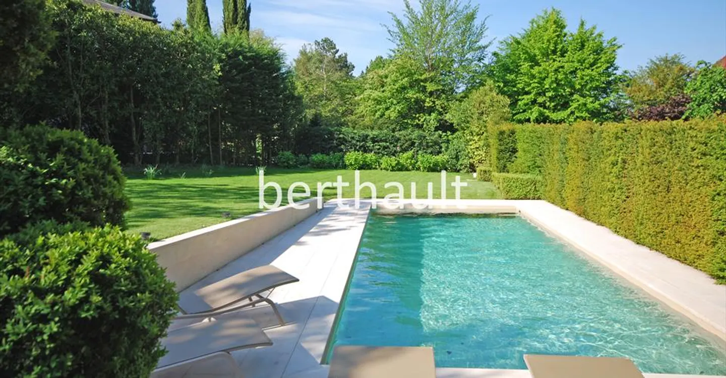 COLLONGE-BELLERIVE - EXKLUSIVITÄT - Prächtige Villa mit Schwimmbad in der Nähe des Sees - Foto 1 von 1