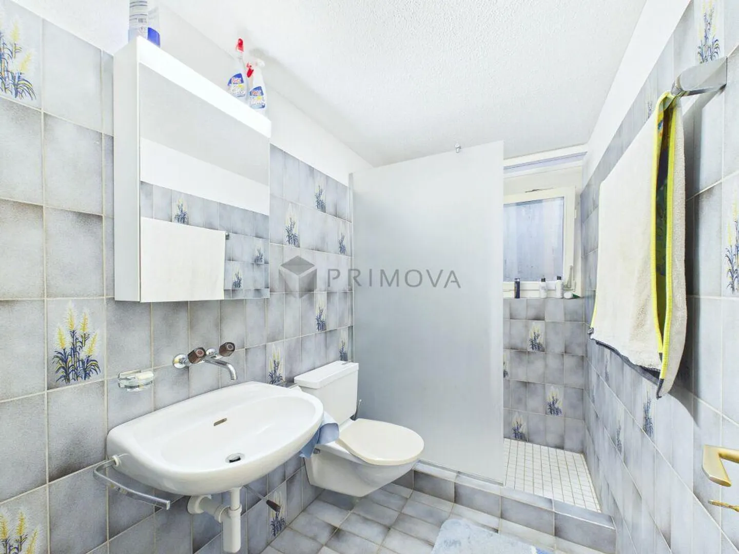 Peace and Serenity come together here - Single-family home seeks a new owner! - Photo 9 of 13