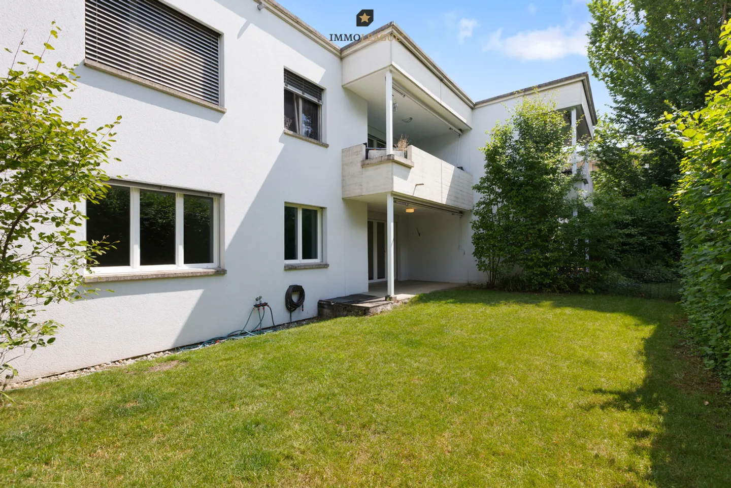 Apartment for sale - Photo 2 of 11