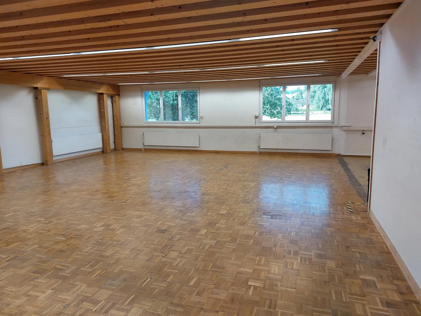 Espace commercial pour divers besoins - Photo 1 sur 6