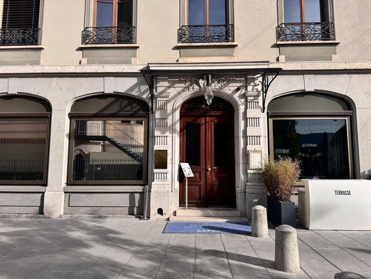 Ufficio privato per 15 presso Signature Quartier des Banques - Foto 2 di 9