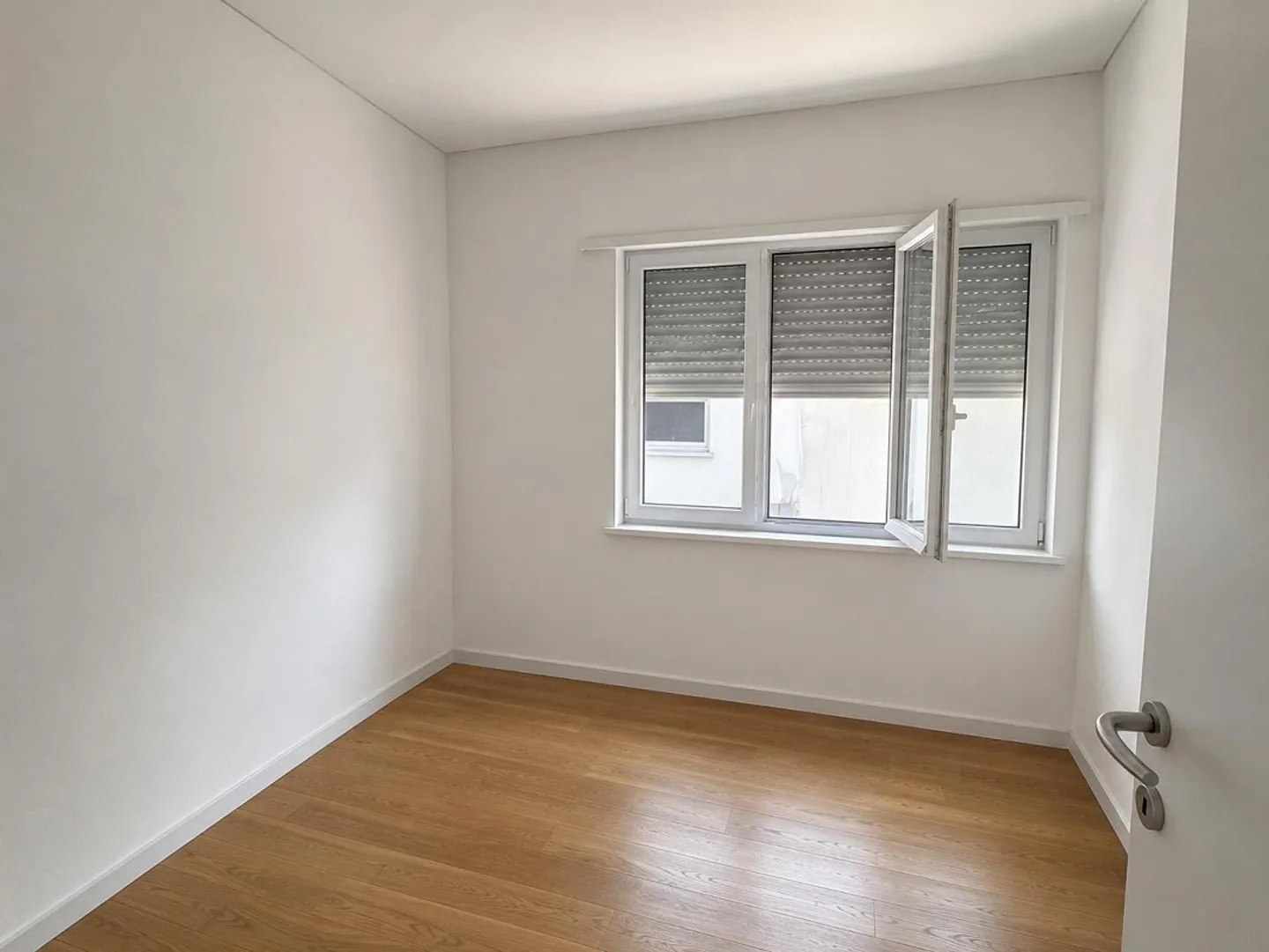 APPARTAMENTO 5.5 LOCALI - LUGANO CENTRO - Foto 7 di 13