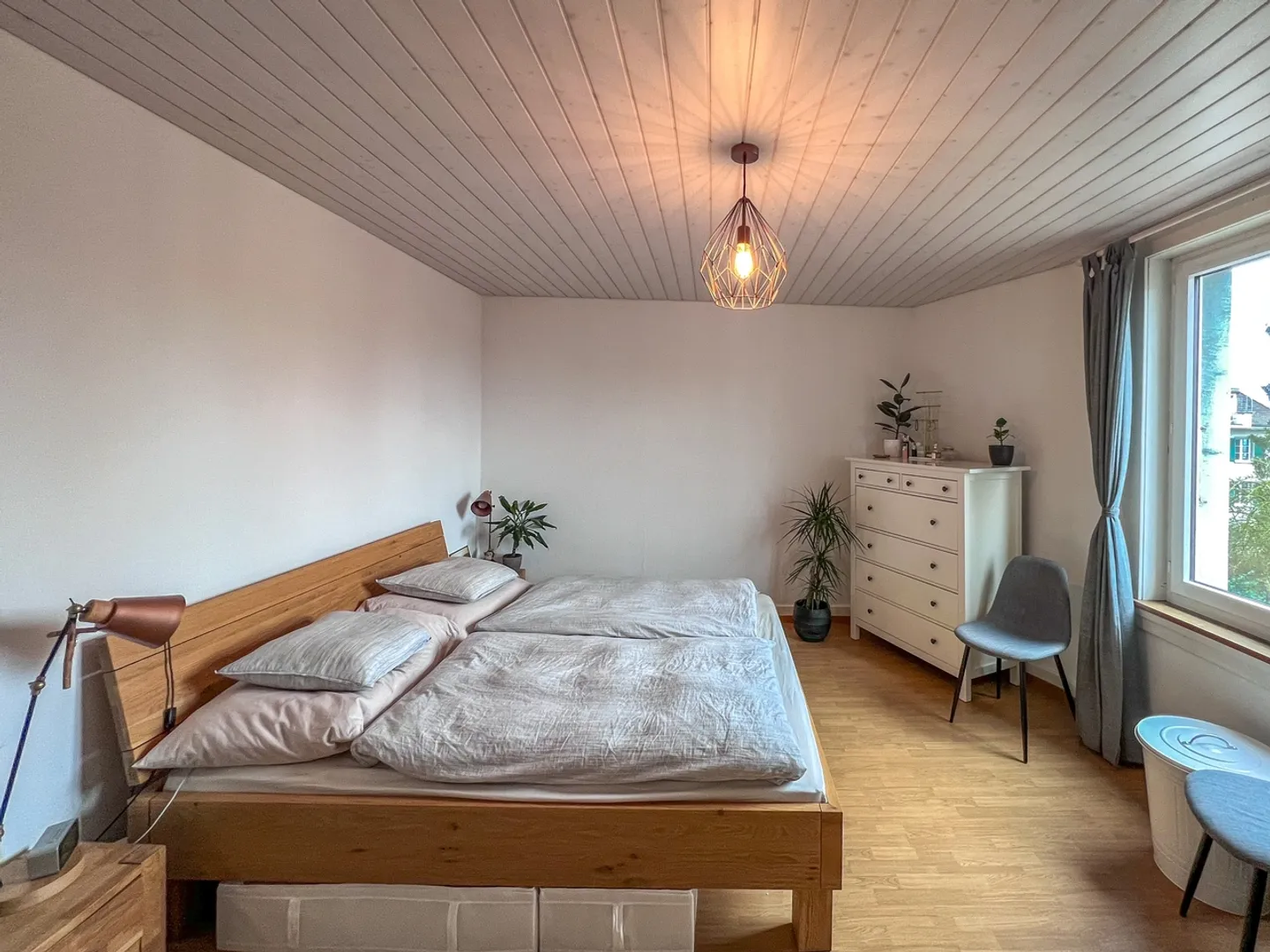 Charming 2.5-Room Apartment with Balcony, Köniz - Photo 7 of 11