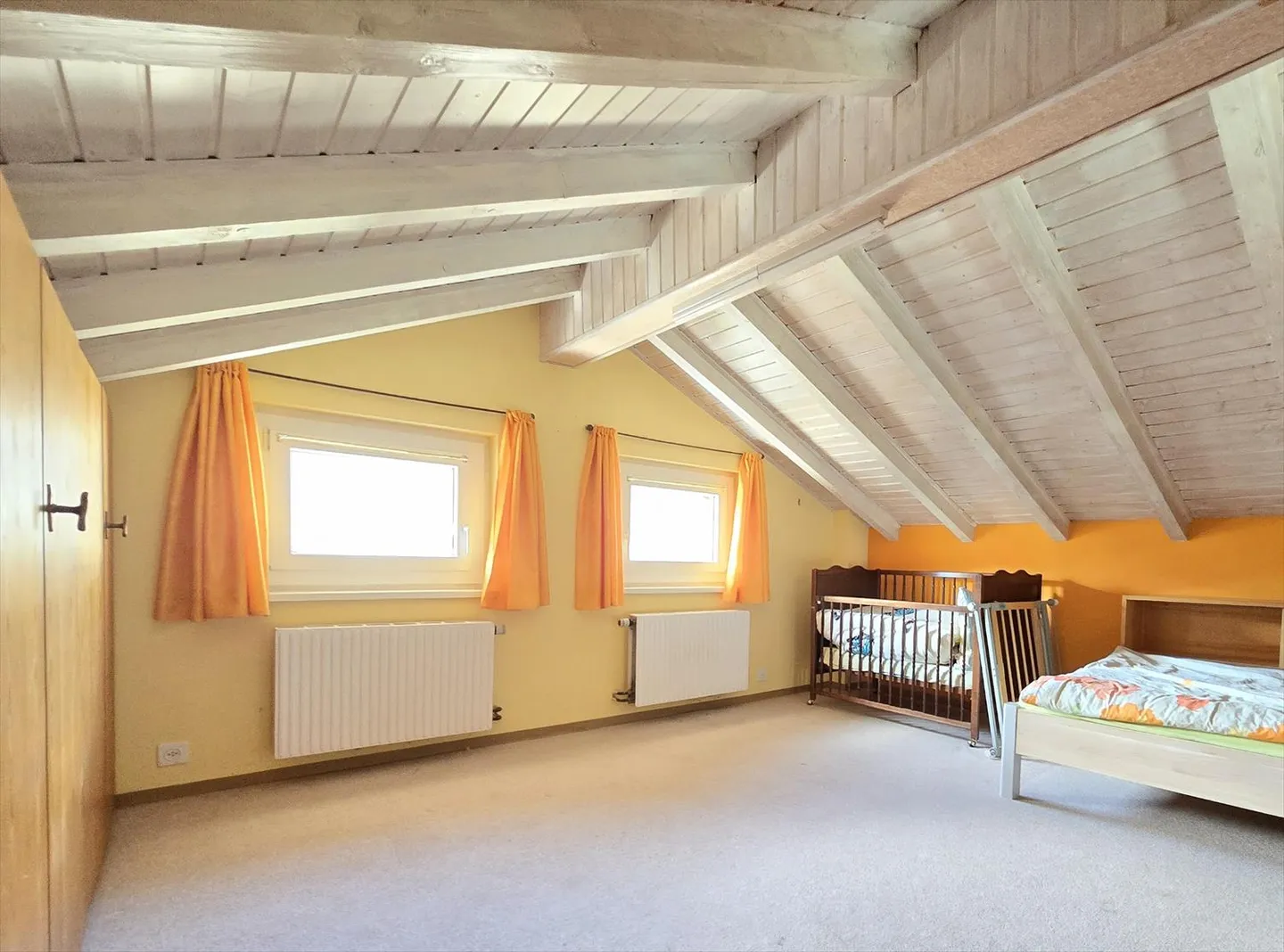 Double garage and large convertible barn - Photo 6 of 8