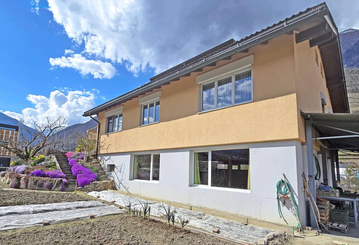 Double garage and large convertible barn - Photo 1 of 8