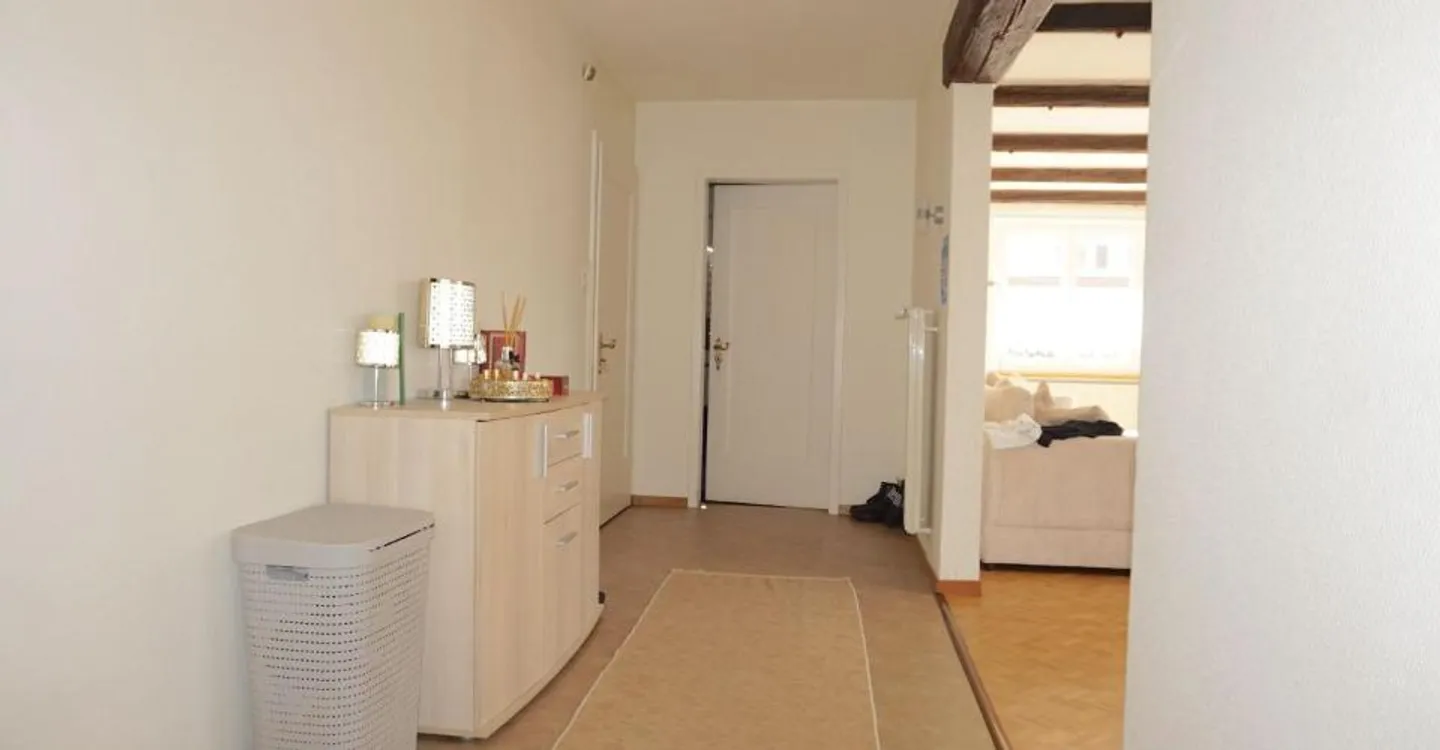 ARI-253 - Building with 3 apartments, 3 garages and 2 parking spaces nearby - Photo 7 of 11