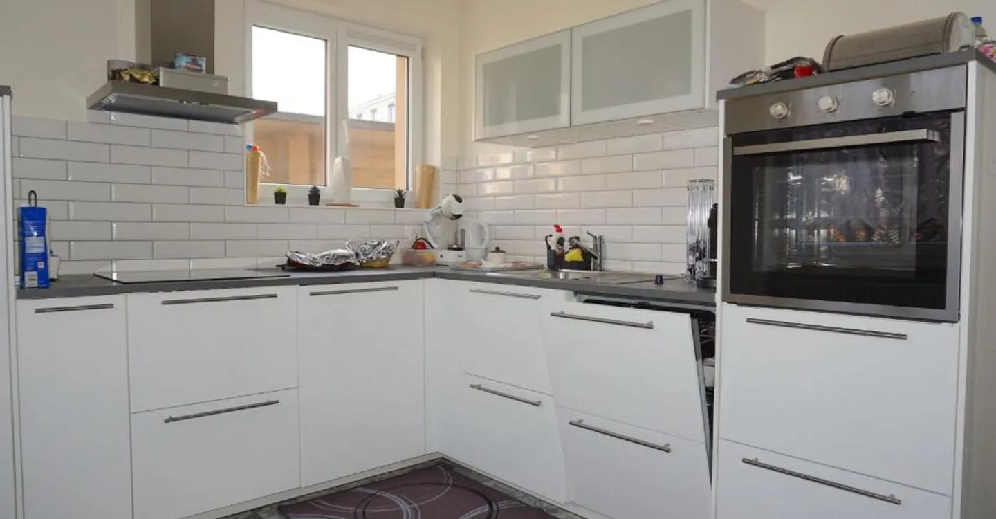 ARI-253 - Building with 3 apartments, 3 garages and 2 parking spaces nearby - Photo 8 of 11
