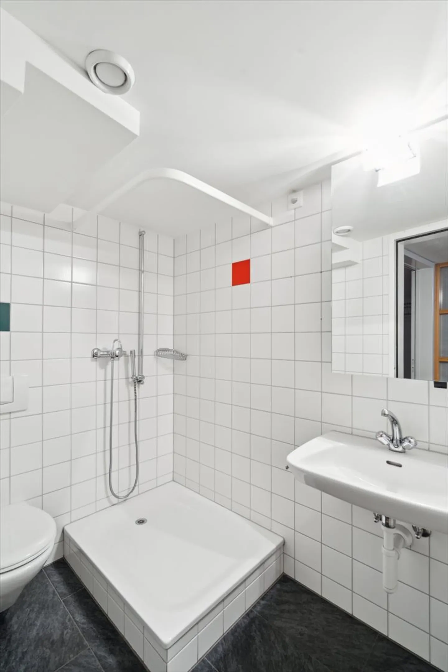 Versatile Practice Rooms in a Prime Location! - Photo 4 of 13