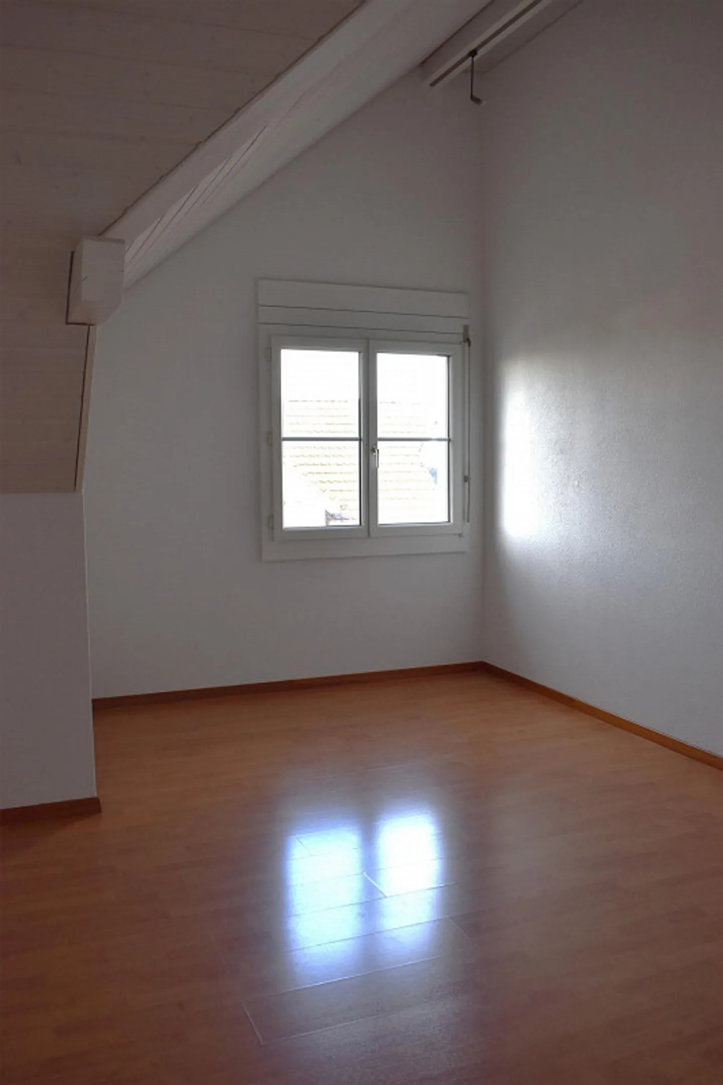1 Monat mietfrei! Grosszügige 4.5 Maisonette-Dachwohnung - Foto 8 von 13