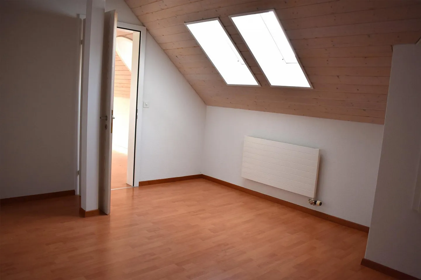 1 Monat mietfrei! Grosszügige 4.5 Maisonette-Dachwohnung - Foto 11 von 13